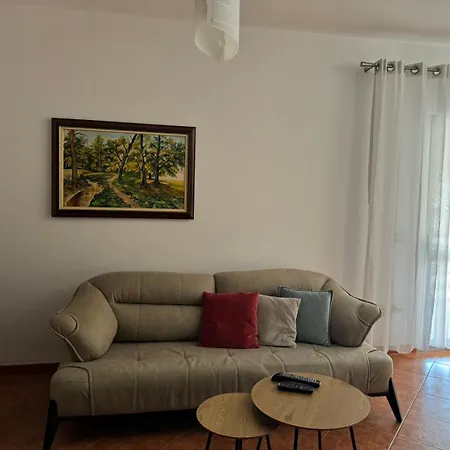 Robert Apartment *