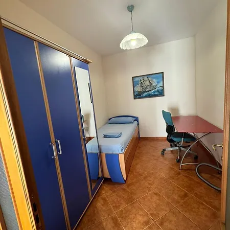 Robert Apartment *